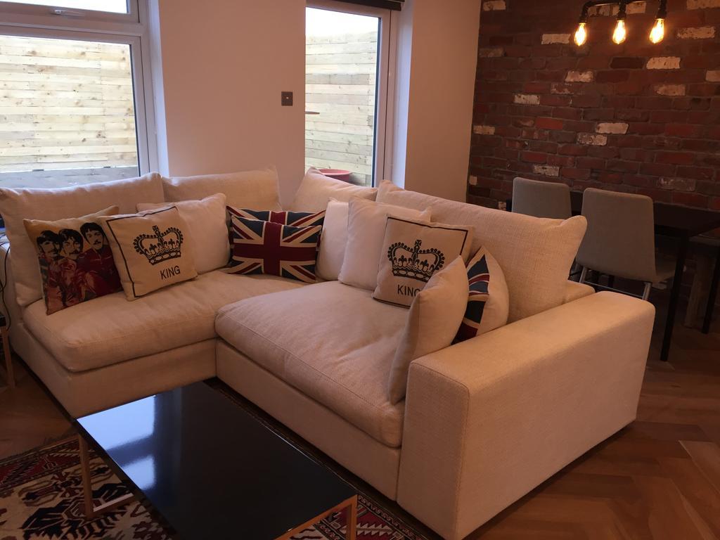 Modern 2 Bedroom Flat With Private Outdoor Terrace London Kültér fotó